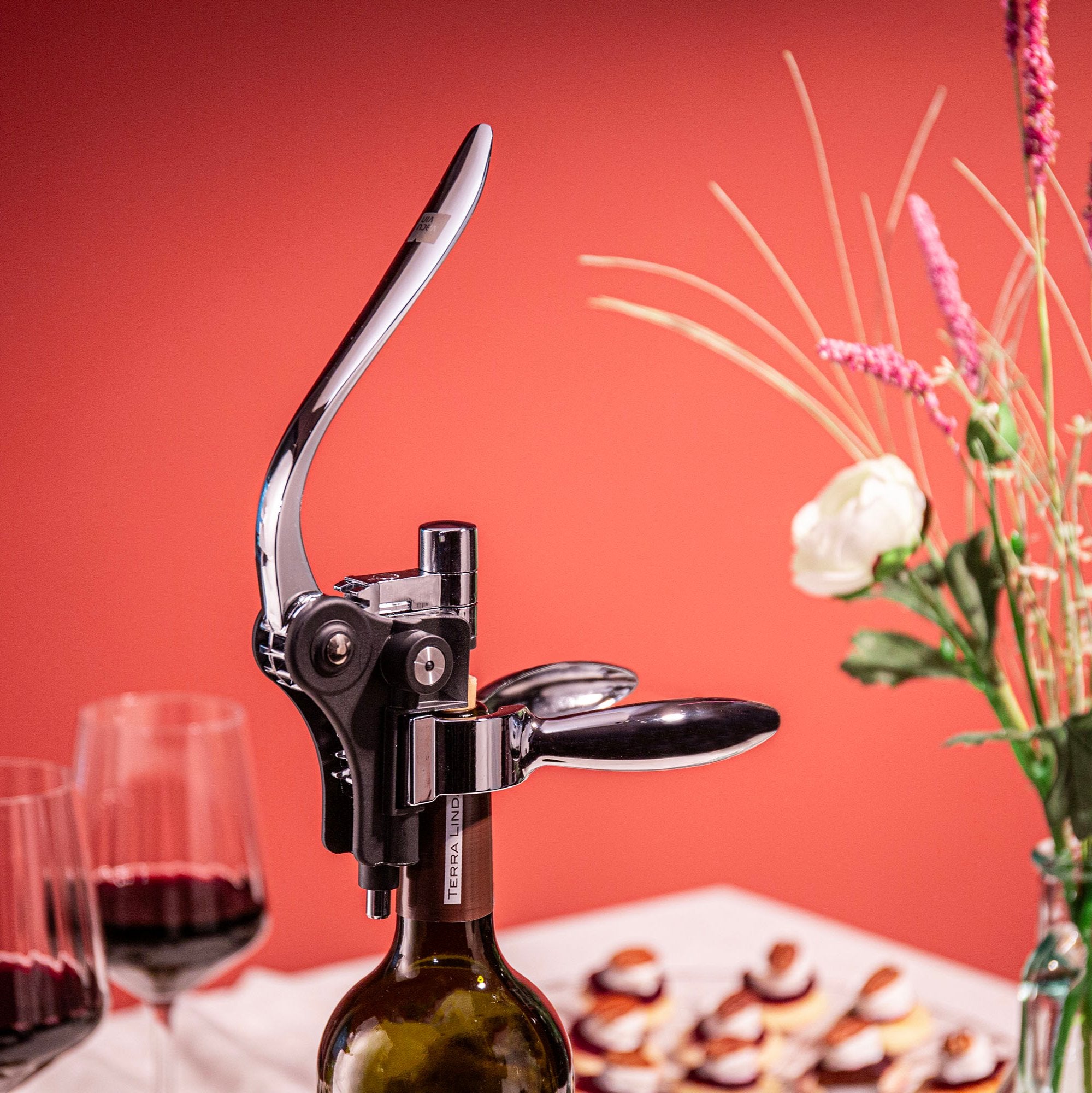 Waiter's Corkscrew and Cap Opener - Thumbnail 3